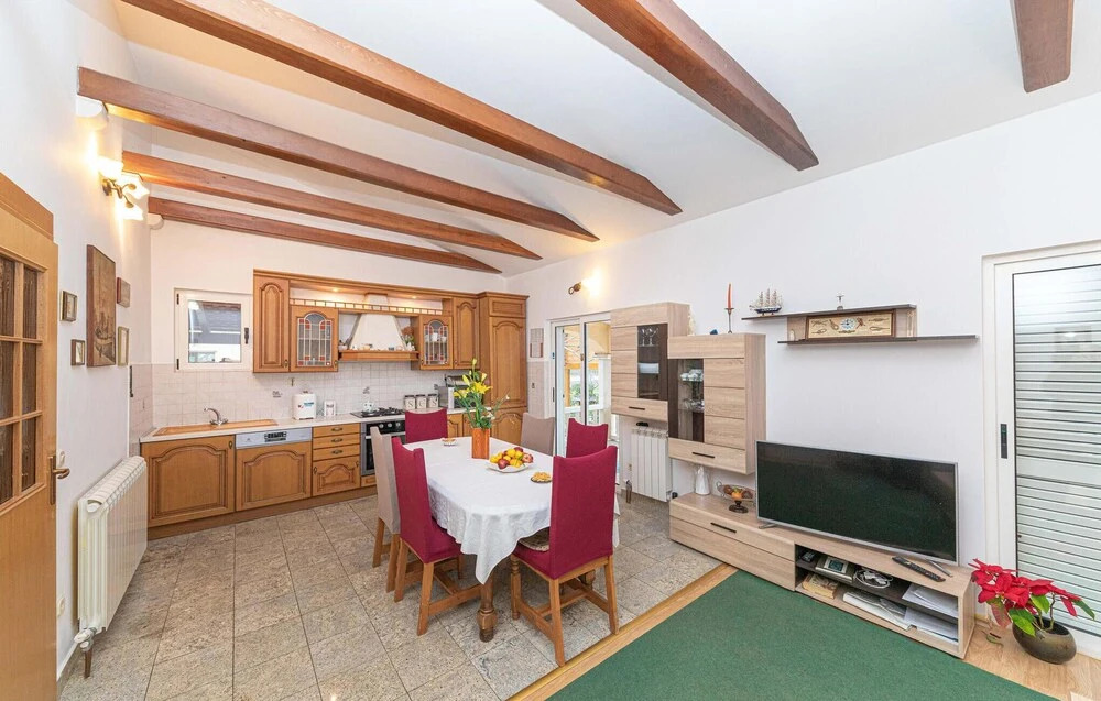 Nice Home in Kastel Novi With Sauna, Wifi and 4 Bedrooms