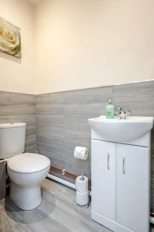Bedford Hospital Studio Apartment - Victoria A