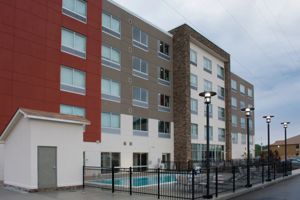 Holiday Inn Express & Suites West Memphis by IHG