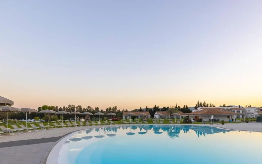 Hotel Sarena Beach