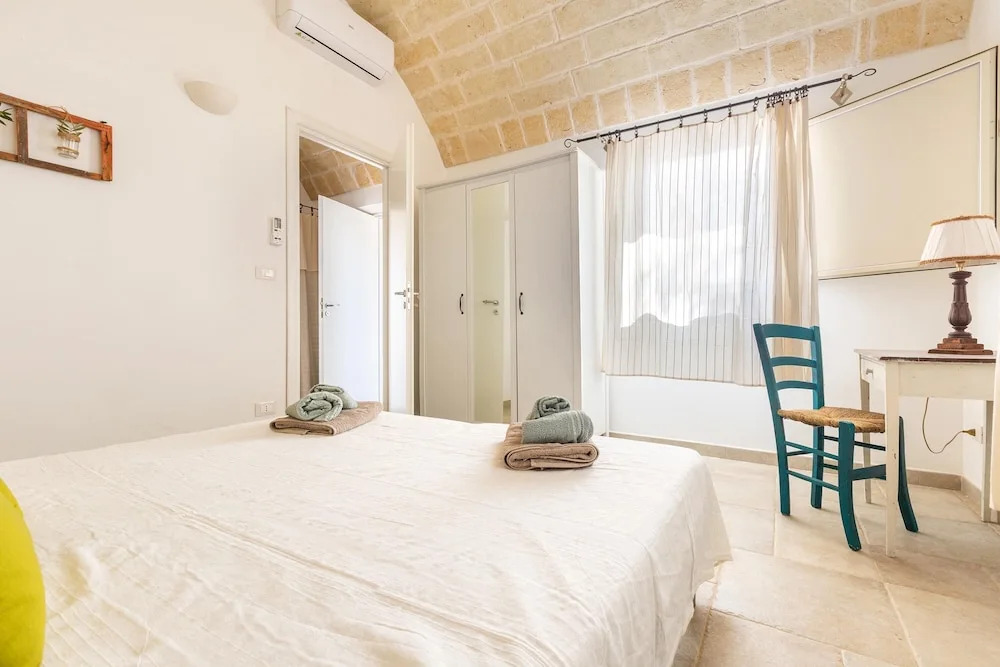 2769 Uliveto Valeria - Trullo Fico by Perle di Puglia