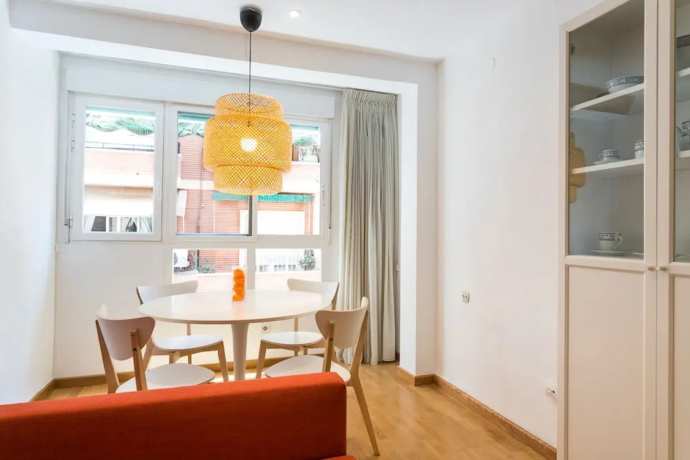 ApartUP Guimera Center