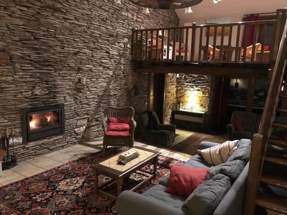 Rustic Cottage in Jevigne