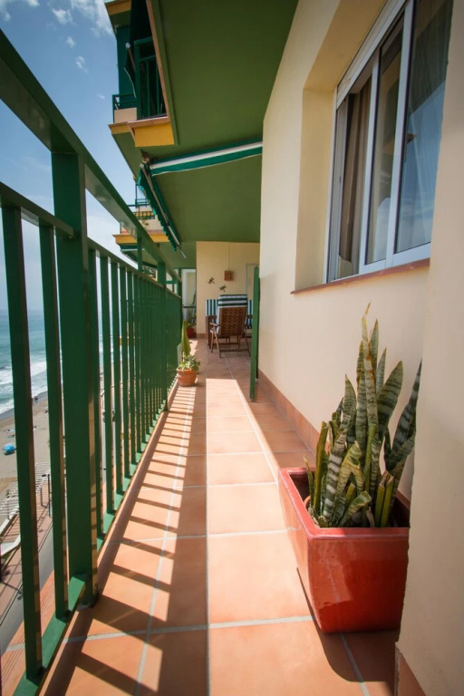 Holidays2Fuengirola Carvajal Sea Side