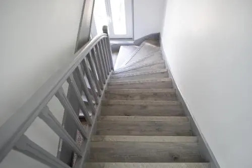 * Les Suites Aux Étoiles *