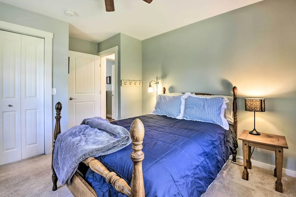 Sunny Morristown Home - Walk to Restaurants!