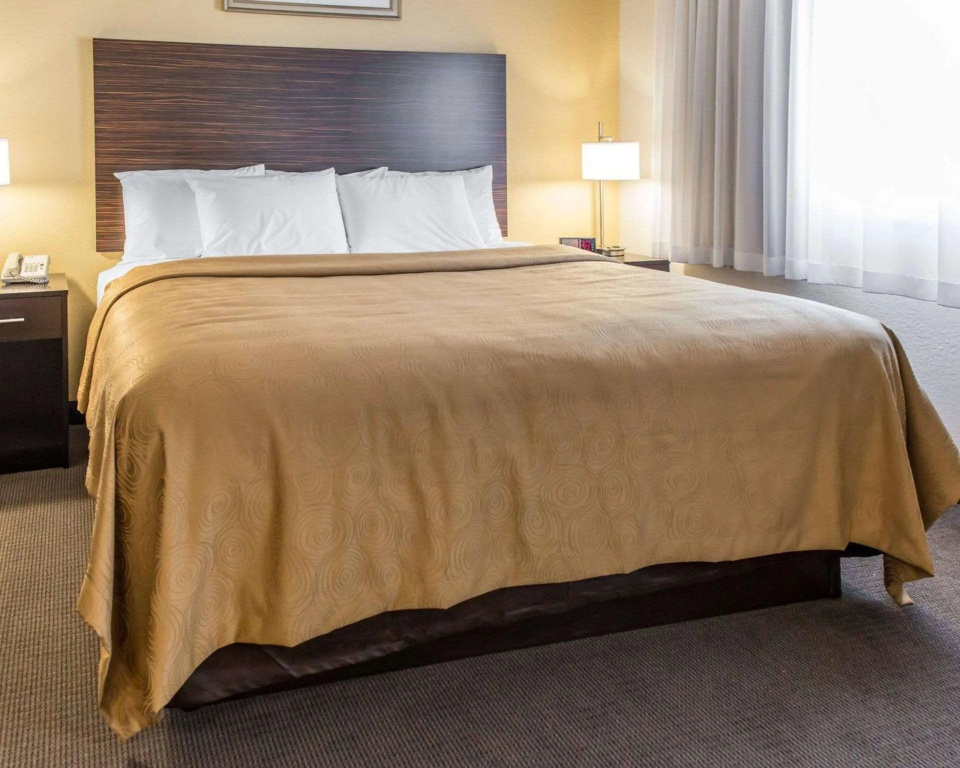 MainStay Suites Pittsburgh Airport