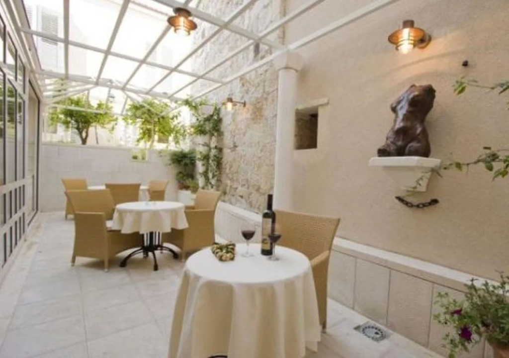 Hotel Croatia