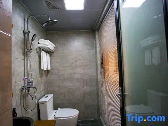 Chenghuai Junyuan Boutique HostelTianmenMountainCabl eCarShop
