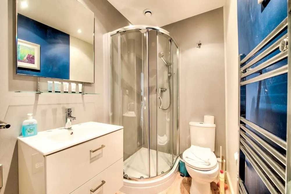 Bright Flat in City Centre for up to 6 Guests!