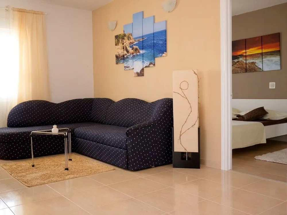 Apartments Pavlinovic