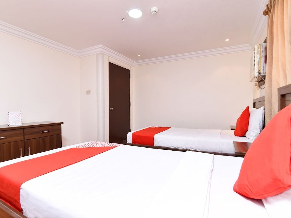 OYO 416 Bonais Hotel