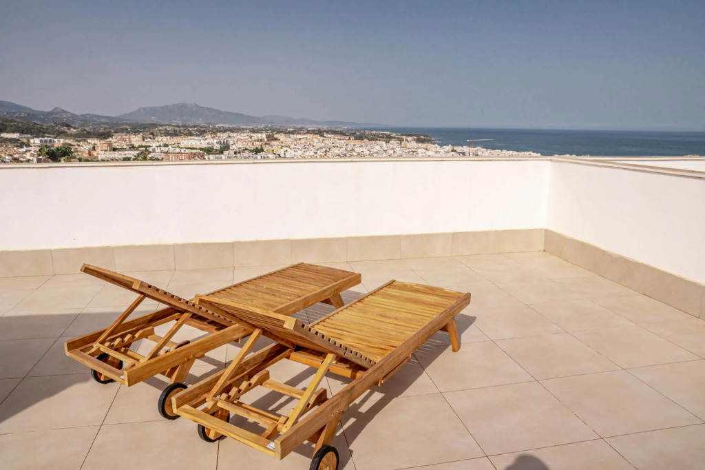 Lme9.f1- Penthouse, Amazing Views, Families Only