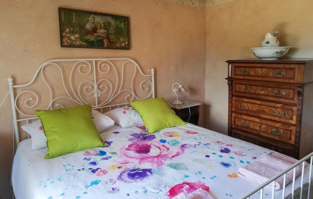 Stunning Home in St Negricani With 9 Bedrooms