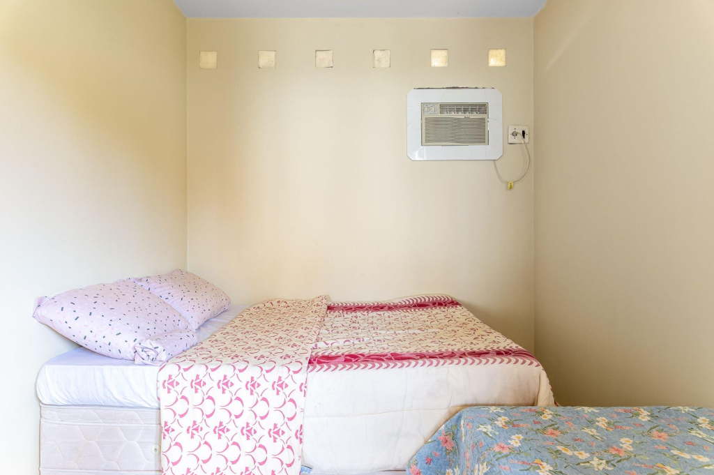 Casa Com 4qts Pet Friendly Piscina Cond Sh011
