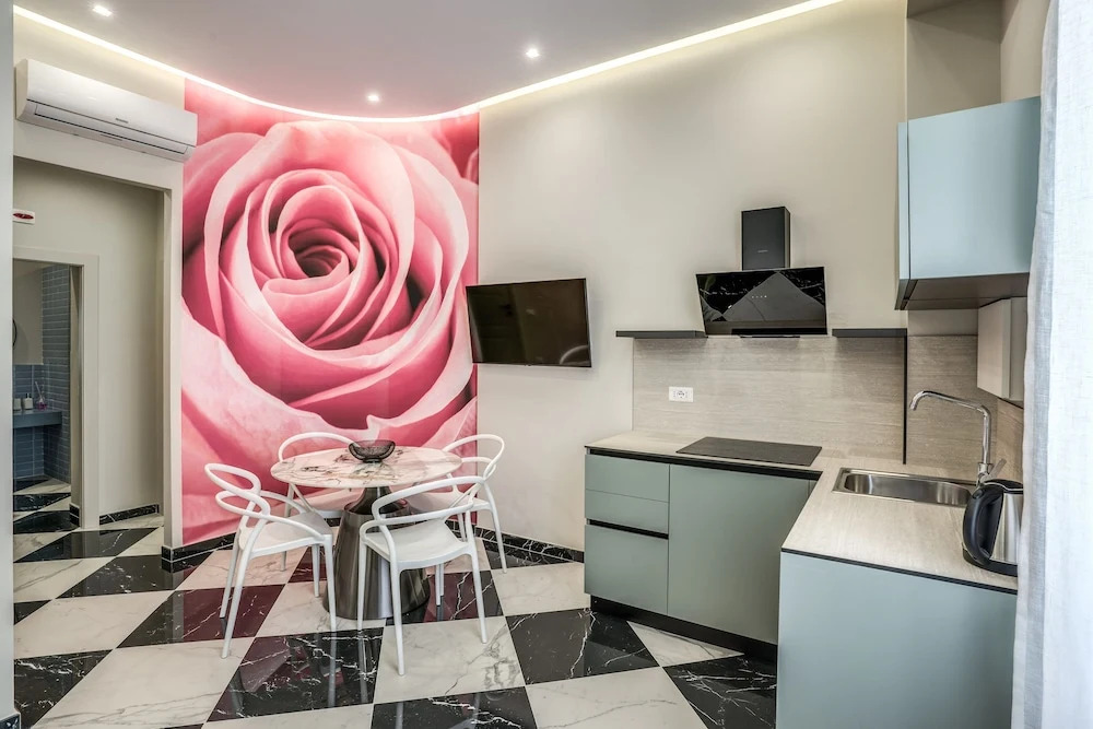 Pink Rose in Naples With 1 Bedrooms and 1 Bathrooms