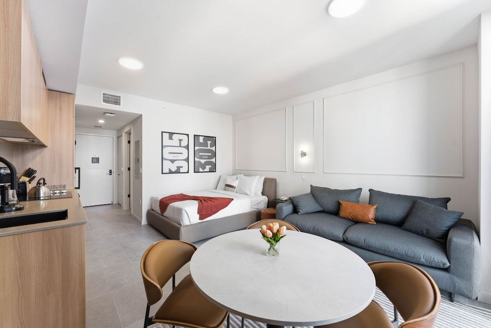 Chic Studio in the Heart of Miami 4 Guests