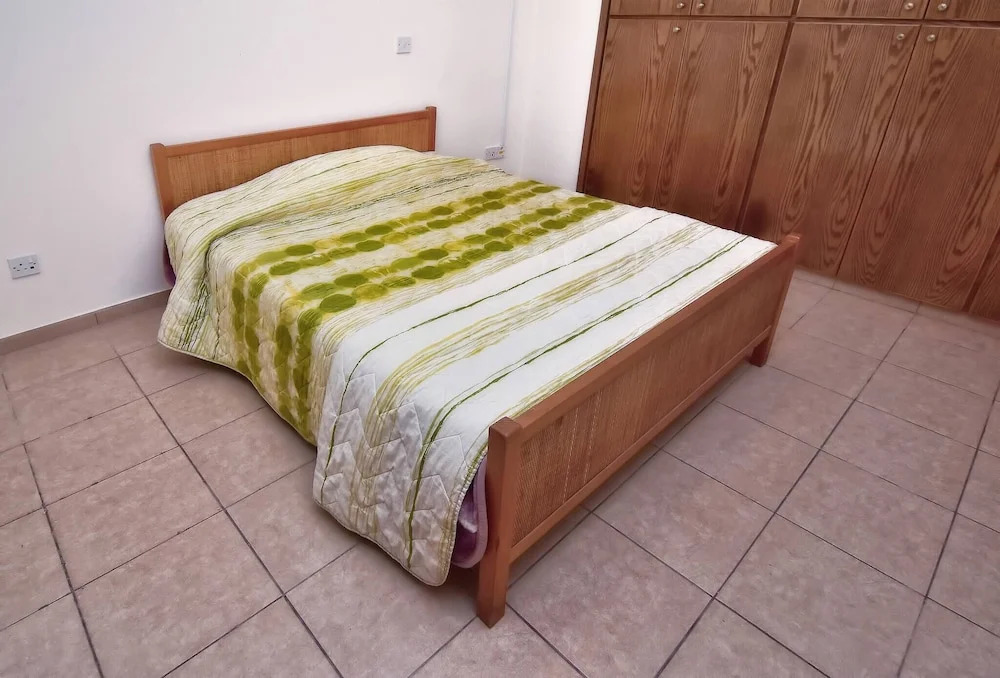 Villa Only 50m To The Sea, Sleeps 12, Polis