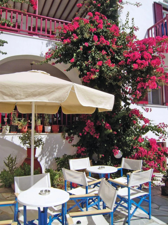 Akrogiali Hotel