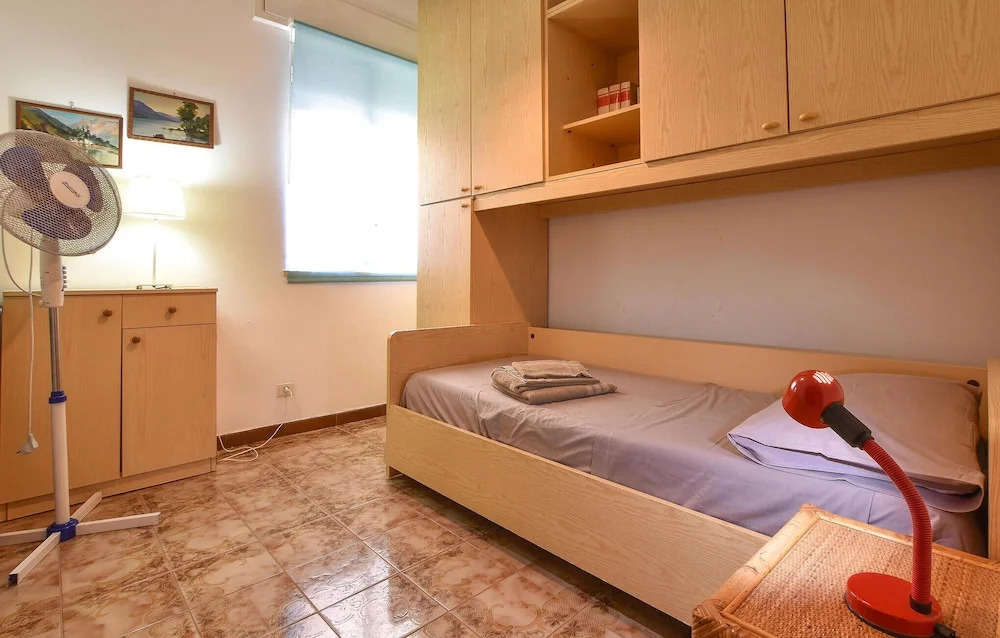 Beautiful Home in Alcamo With Wifi and 3 Bedrooms