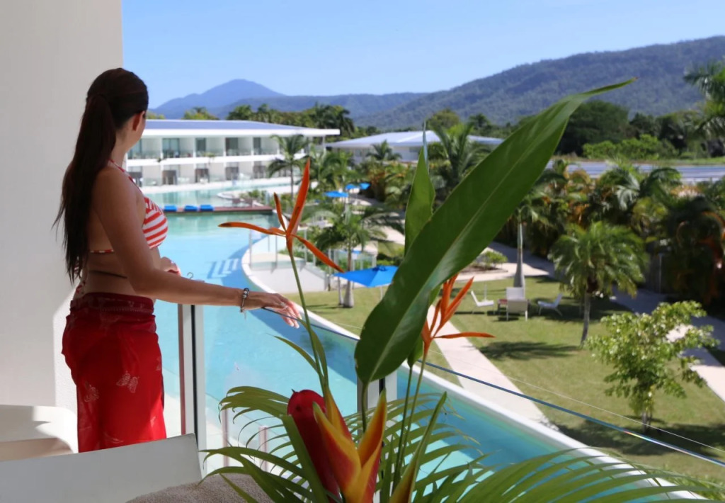 Pool Resort Port Douglas