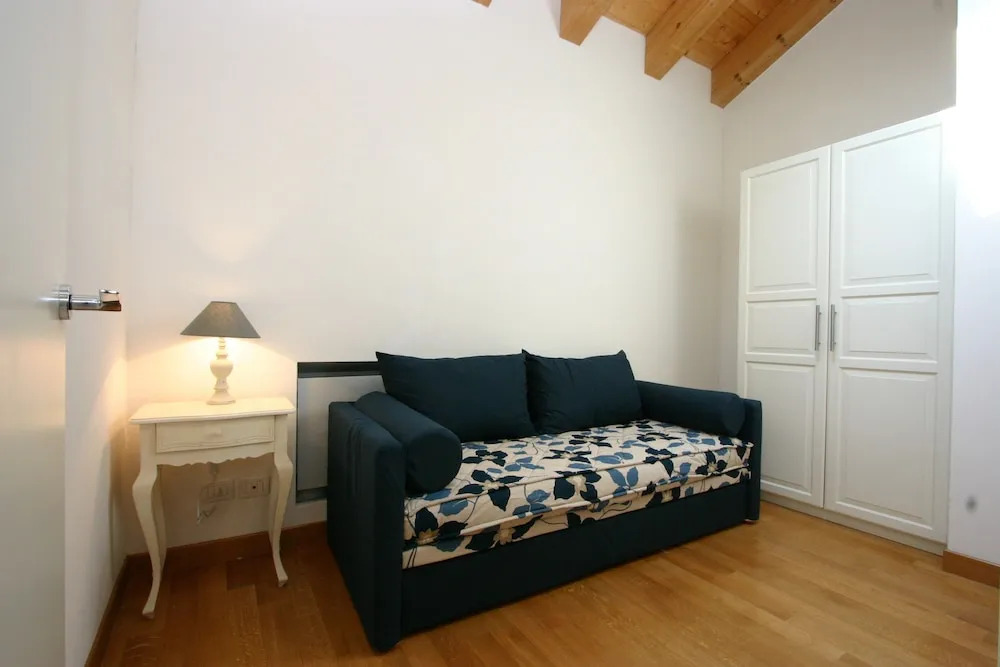 City Apartments - Leonardo