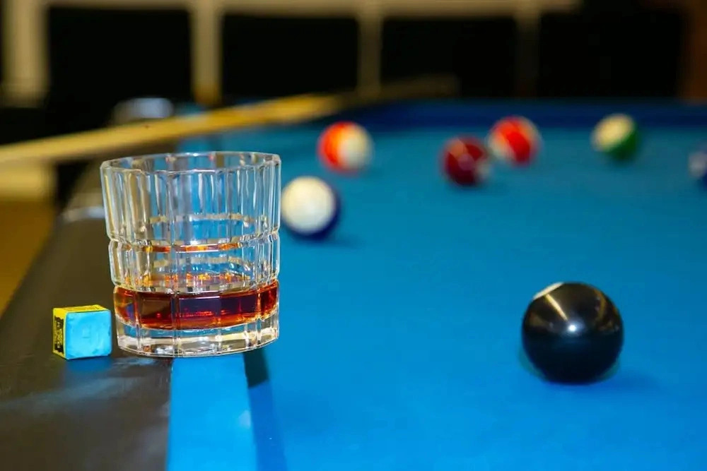 Casino Whirlpool-sauna-kino-indoor-basketball