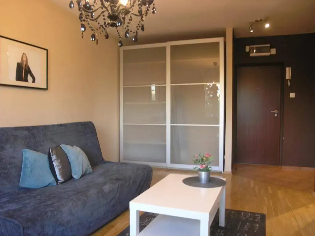 PiotrApartments - Mokotów Broniwoja - Stylish Studio near Metro