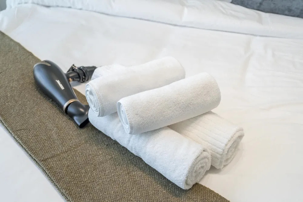 Tranquil 2 Bedroom in Binghatti Onyx With a Private Pool and City View