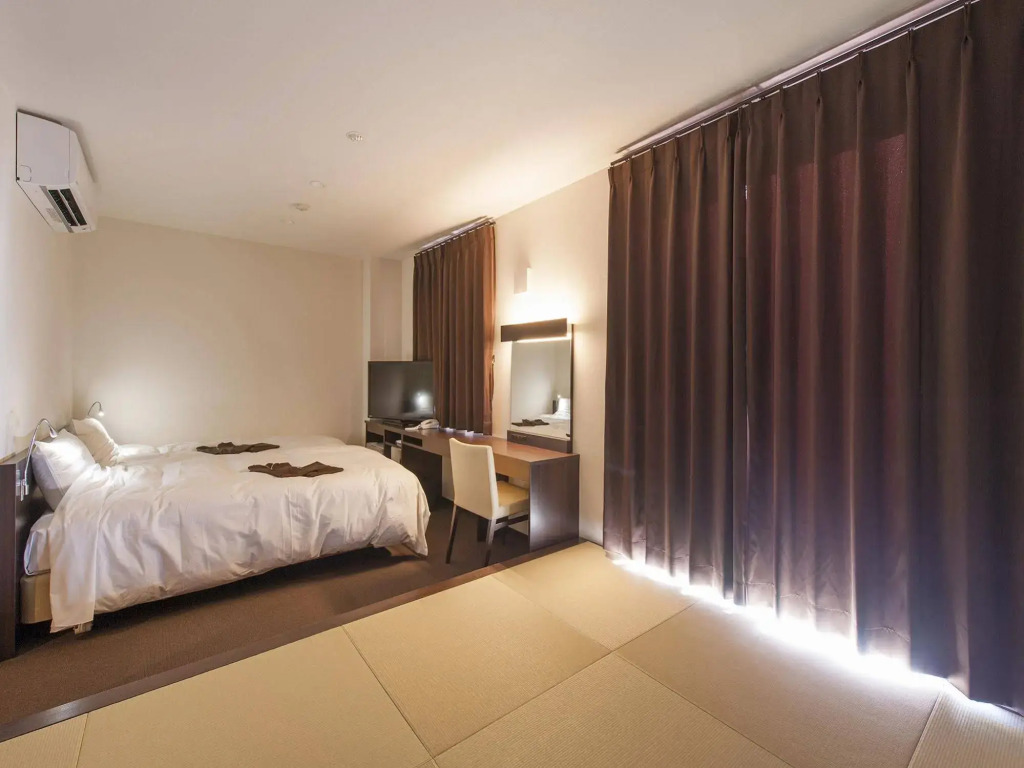 Hana Hotel Fukaya & Spa