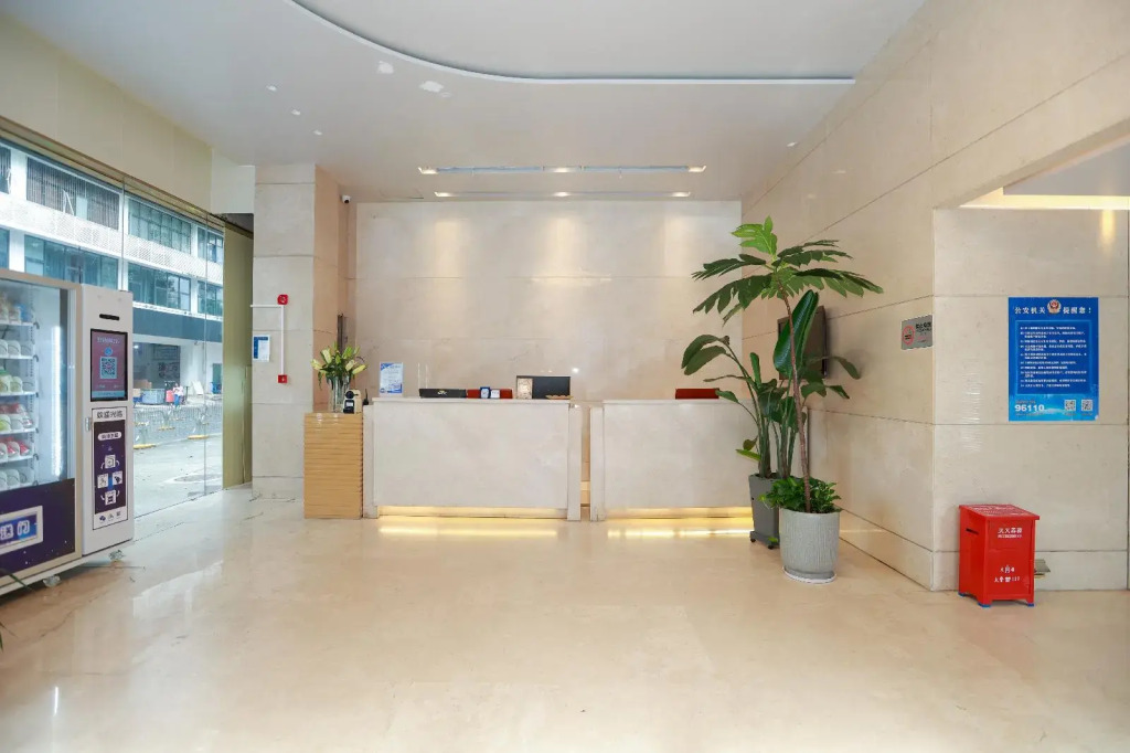 Shenzhen Tourism Trend Hotel