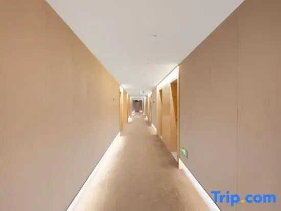 JI Hotel (Kaifeng High speed Railway North Station)