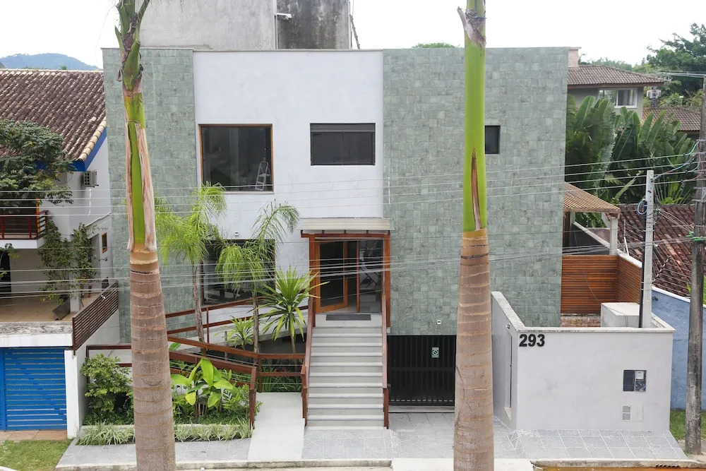 Palulu Flats