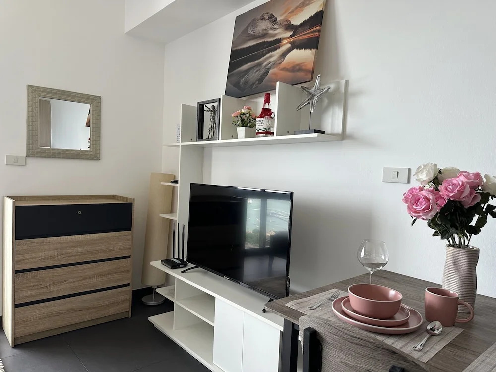 Unixx 5 min to Walking street