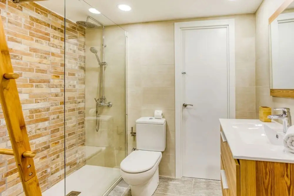 Nice and Cozy 4 Bedroom in Sants-montjuic BCN