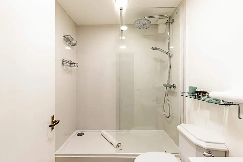 Stylish Buckingham Apartment Victoria