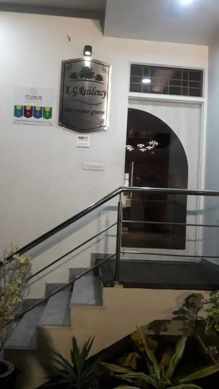 Tuma Club House