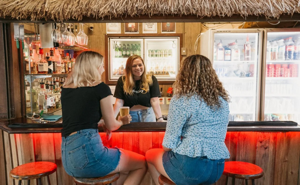 Calypso Inn Backpackers Resort