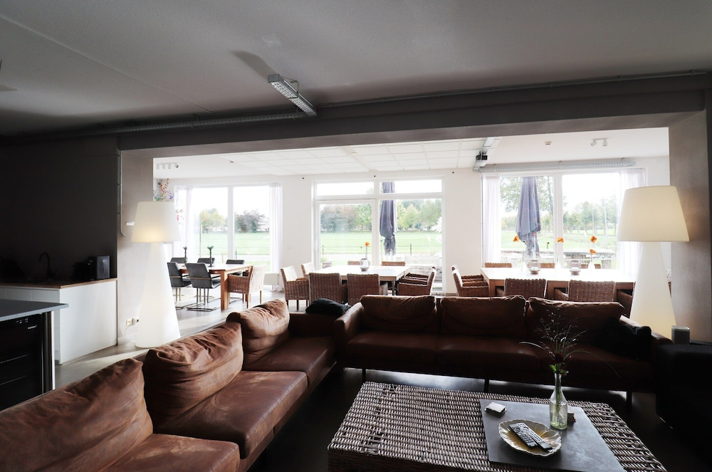 Spacious Group Stay in Teuge With Garden