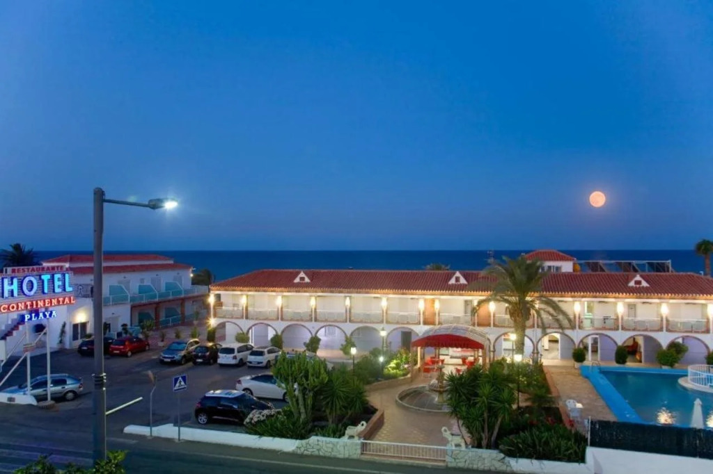 Hospedium Hotel Continental