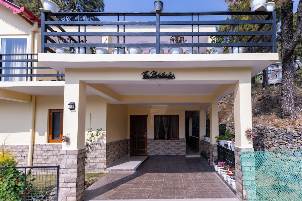 ELIVAAS The Nakshatra Serene 3BHK Villa