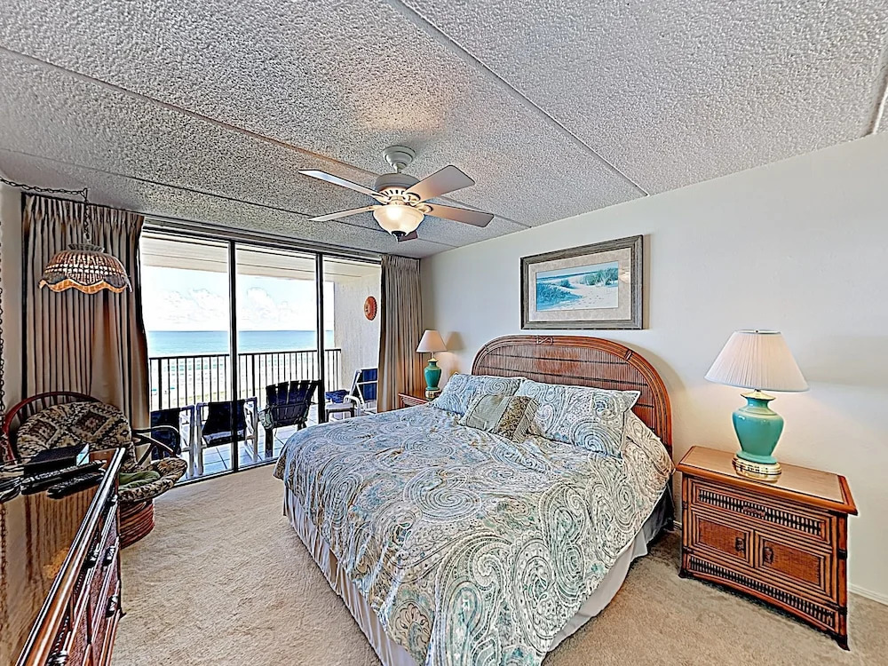 New Listing! Gulf-view Beauty W/ Pools, Gym, Sauna 3 Bedroom Condo