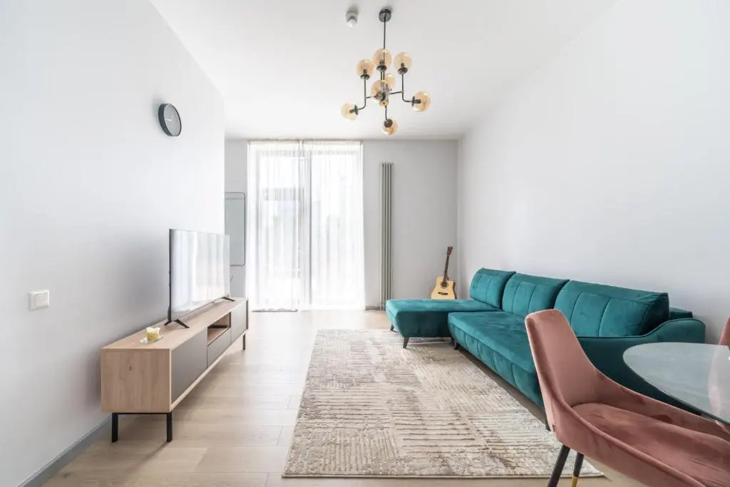 New Comfortable 2 Bedroom Cottage w/Big Terrace
