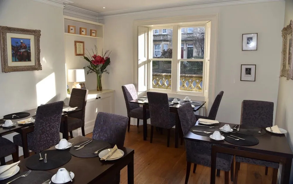 Lorne House Bed & Breakfast
