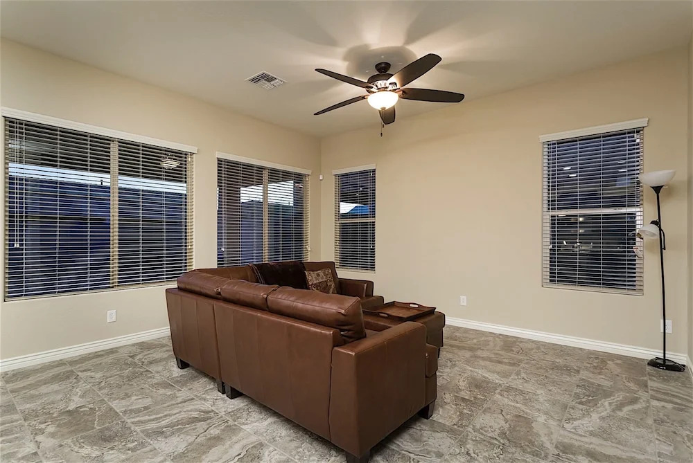 Pleasant Surprise 4 Br By Casago