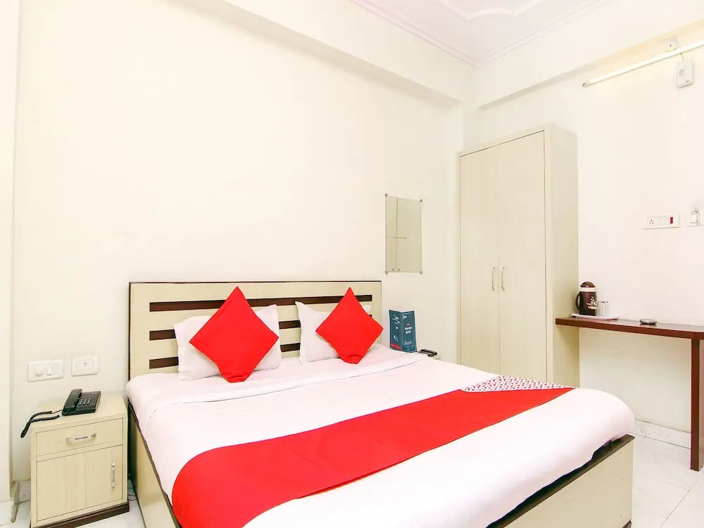 OYO 14345 Hotel Panchsheel