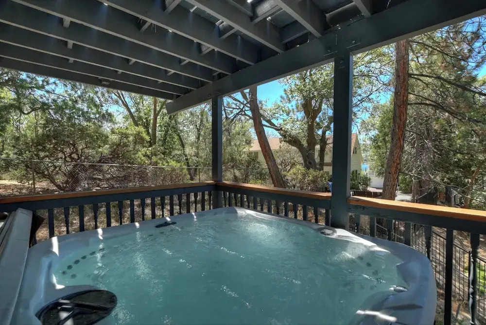 Casa Del Lago Spacious 4 Story Gated Home