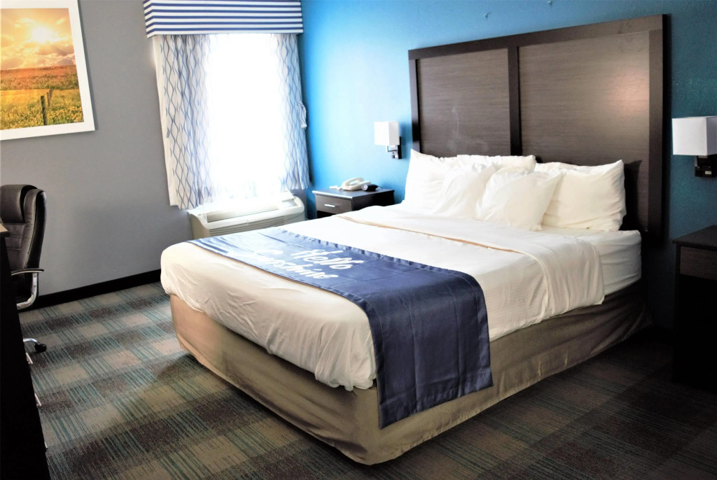Days Inn by Wyndham Montgomery