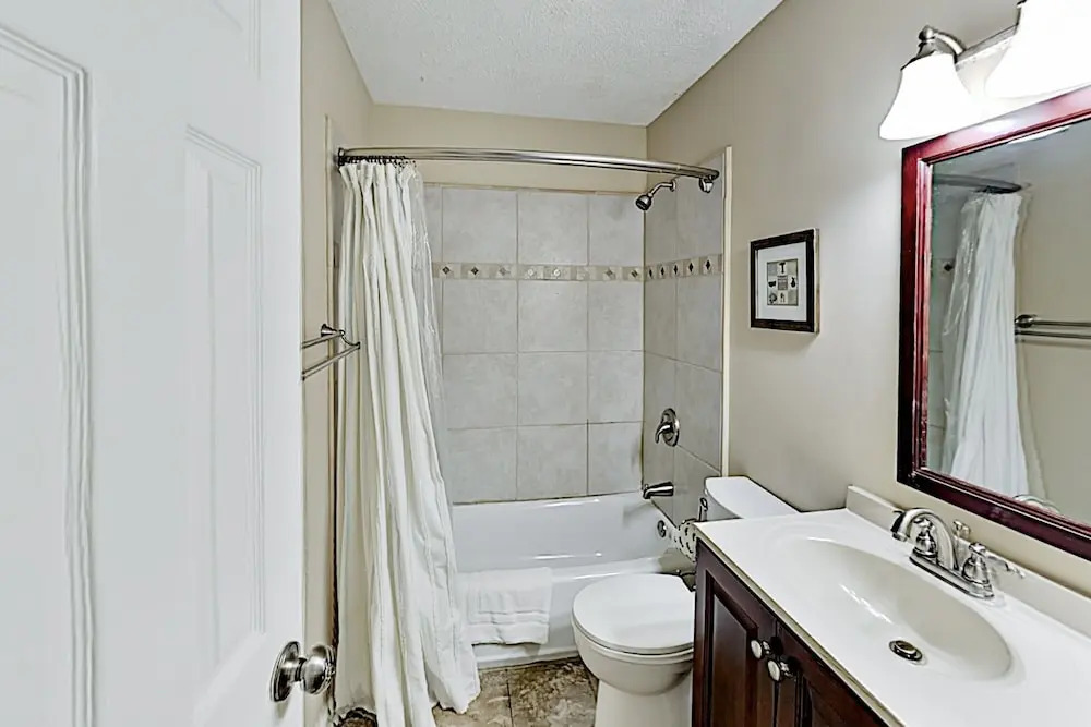 New Listing! Carol's Heaven 2br 2 Bedroom Condo