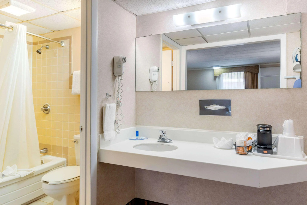 Econo Lodge Mystic